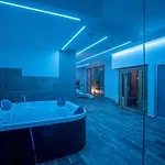 Hotel Sundeck 3*