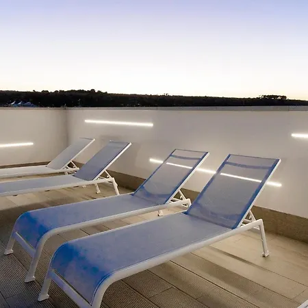 Sundeck Отель 3*