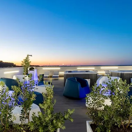 Sundeck Отель Сан-Вито-Ло-Капо