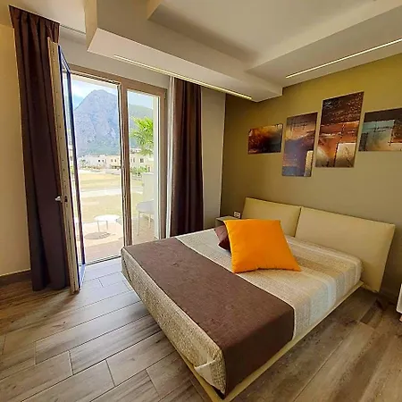 Hotel Sundeck
