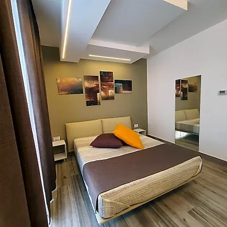 Sundeck 3*