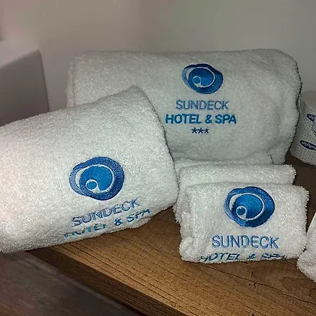 Sundeck סן ויטו לו קאפו