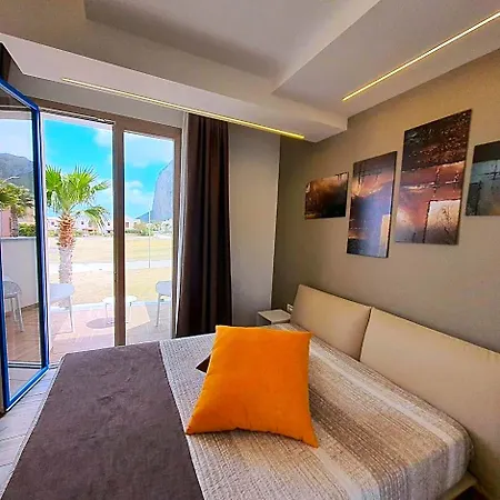 Ξενοδοχείο Sundeck