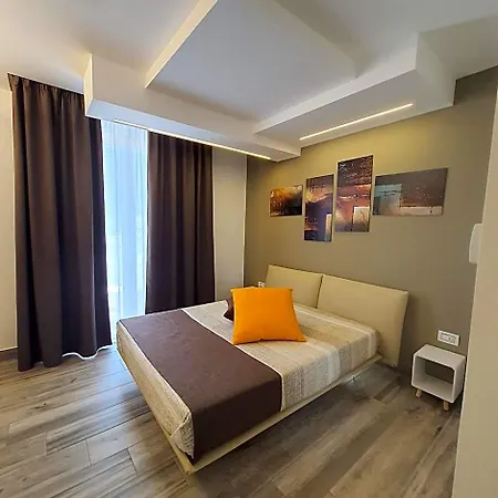 Ξενοδοχείο Sundeck 3*